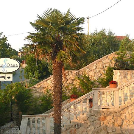 Casa Oasa -Accommodation , Pizzeria & Bar Marezige Exterior photo